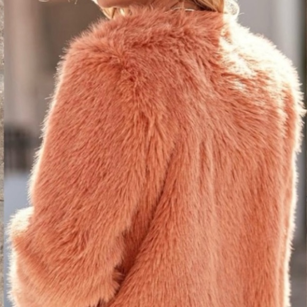 Women’s Cropped Faux Fur Jacket Coat with Side Pockets Plush Fluffy and Soft